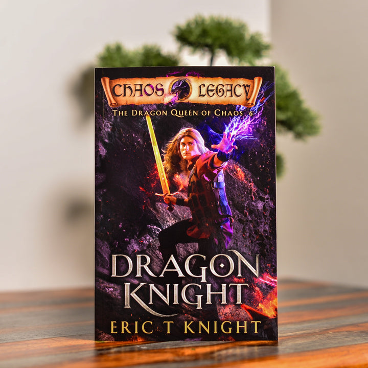 Dragon Knight: The Dragon Queen of Chaos, Book 6 (Paperback)