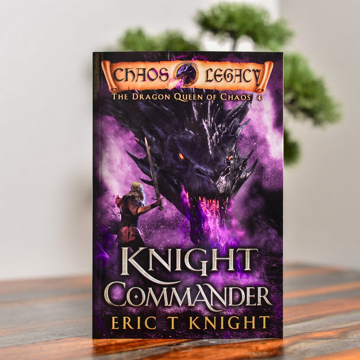 Knight Commander: The Dragon Queen of Chaos, Book 4 (Paperback)